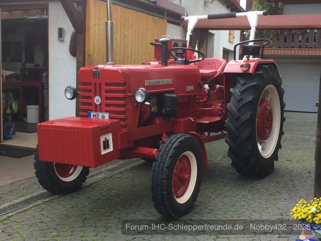 D432