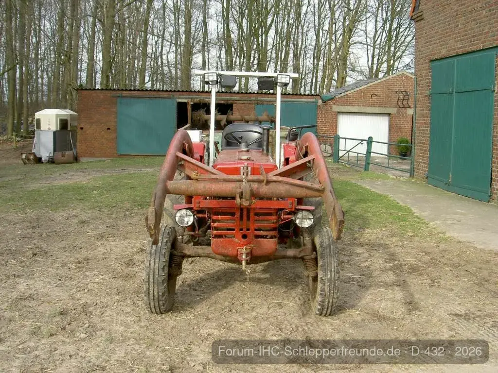 D432