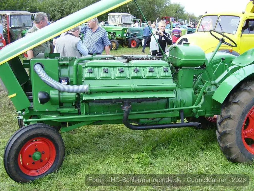 Deutz mit 12 Zylinder