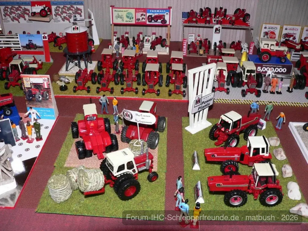FARMALL - Museum 2
