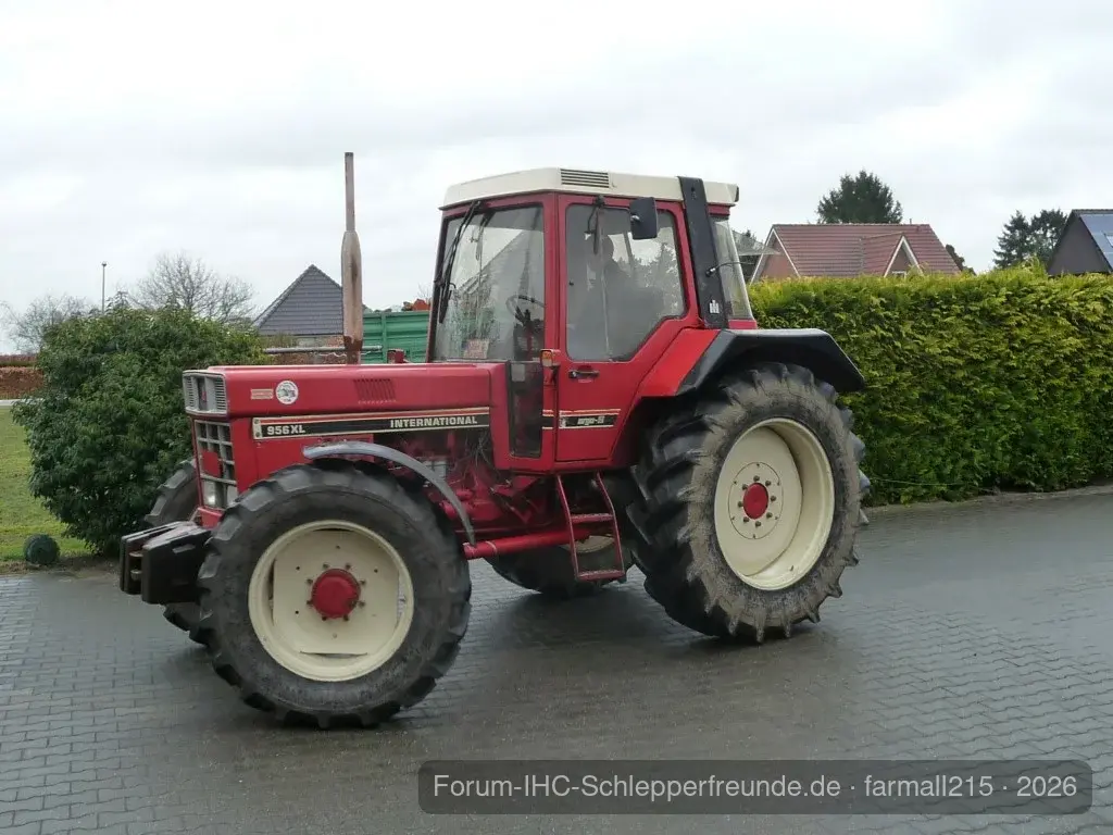 Farmall215