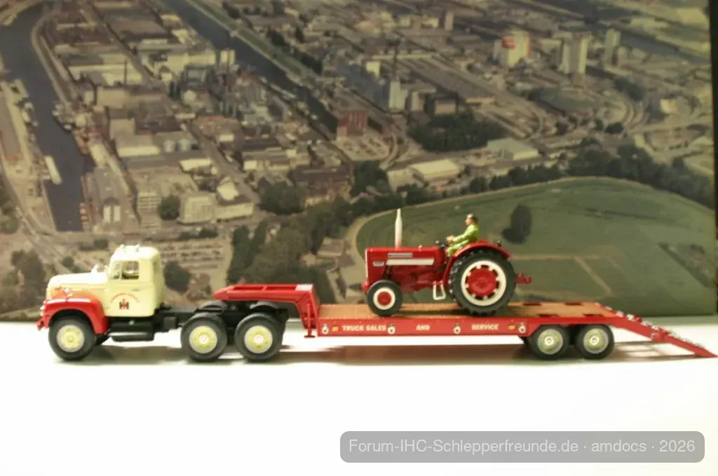 First Gear und Replicagri