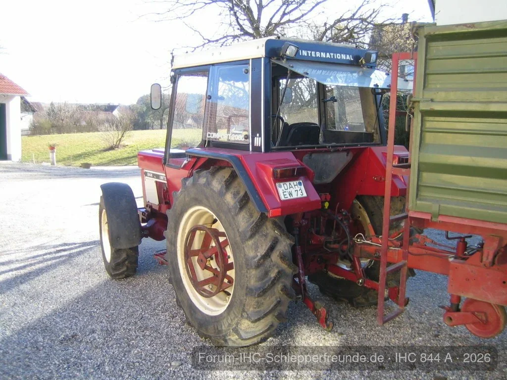 Hackschnitzel befüllen