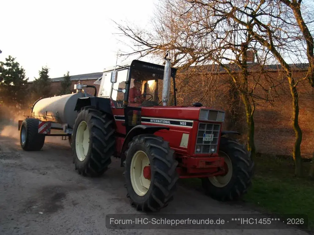 ***Ich beim Güllefahren**