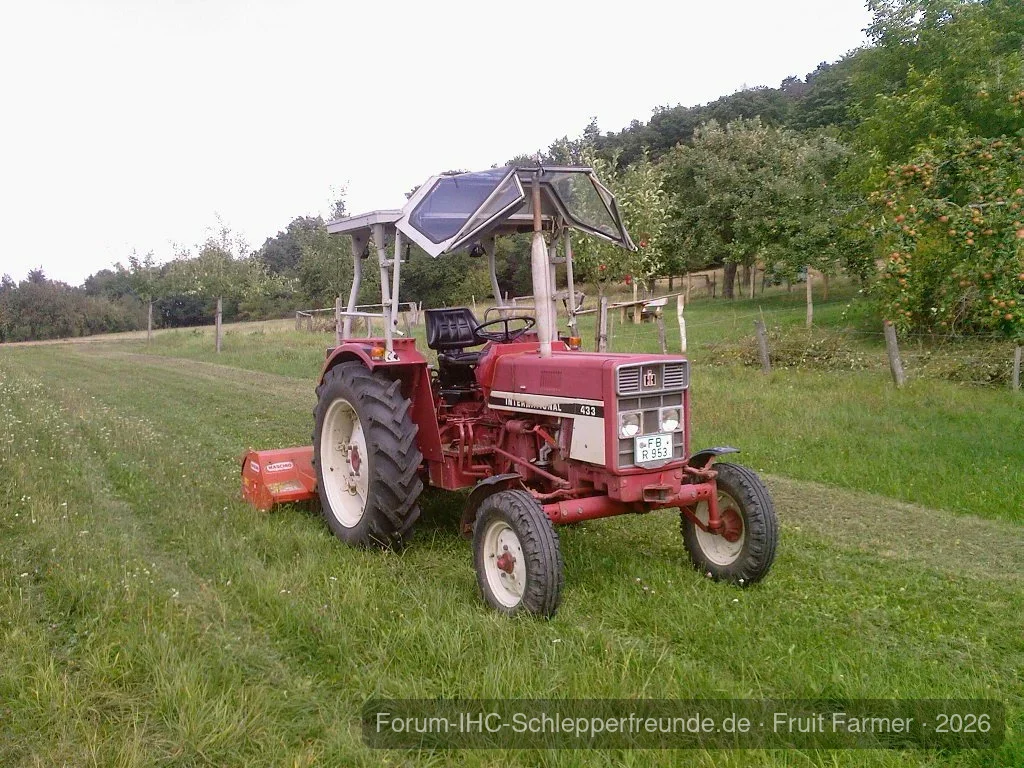IH 433 mit Maschio Brava 160