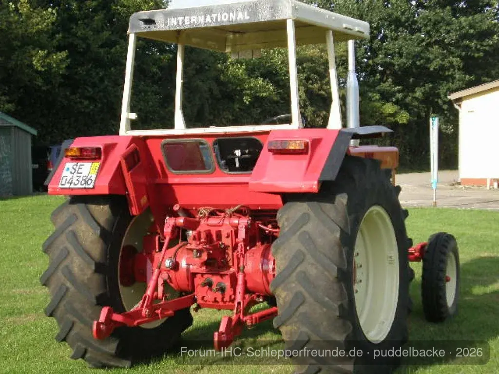 IH 955