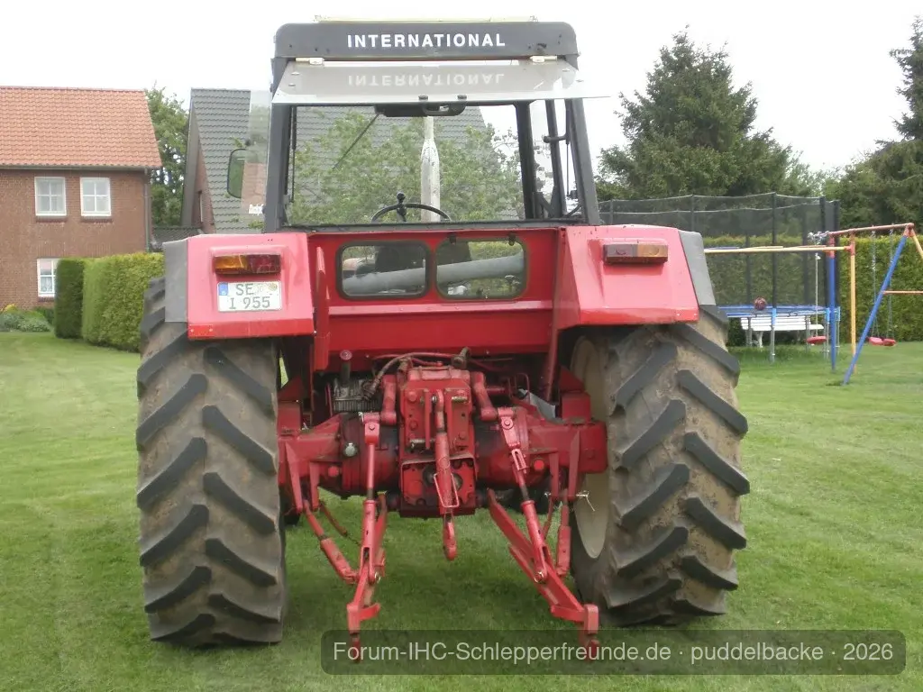 IH 955