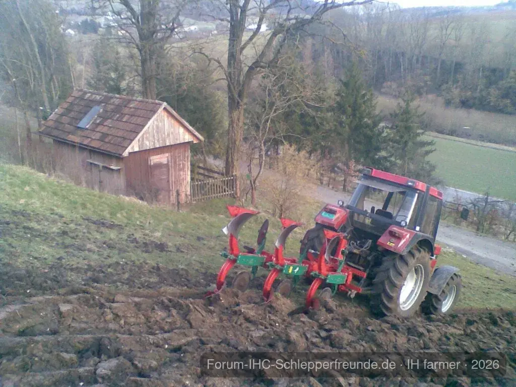 IH Farmer