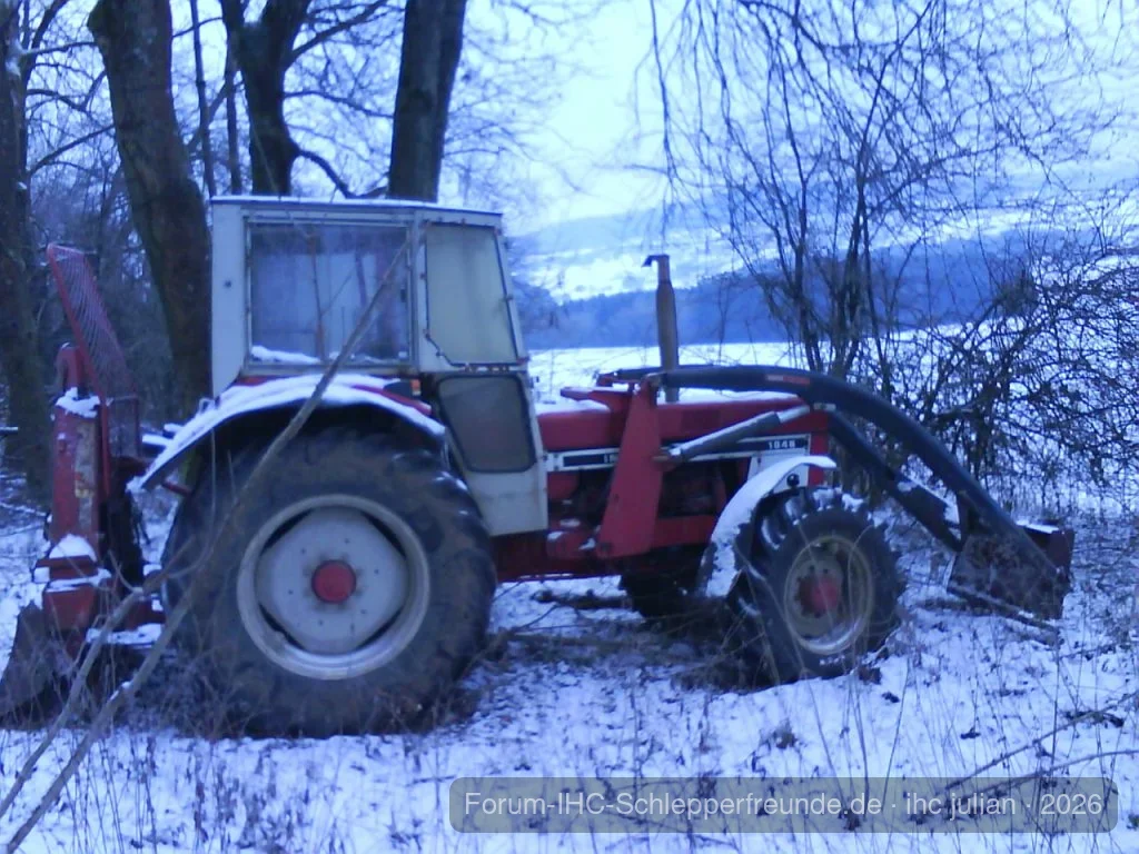 IHC 1046 mit Winde