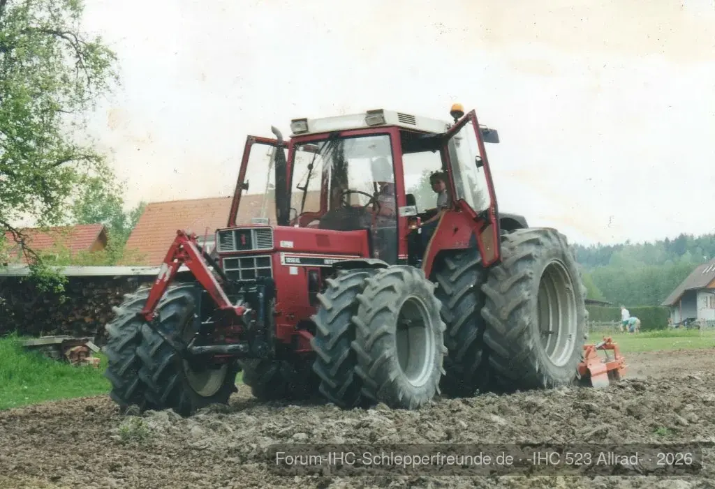 IHC 1056 XL