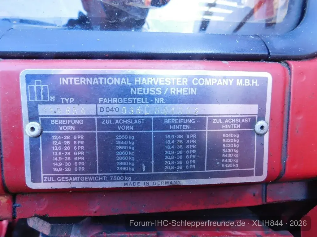 IHC 1455 XL 30-Km/h