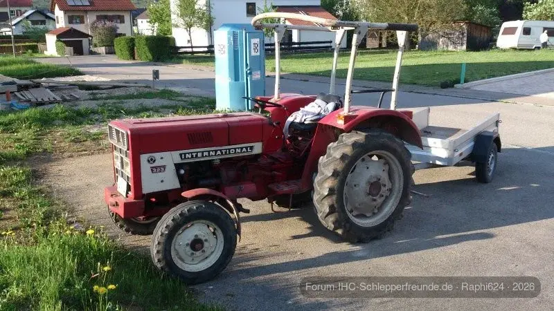 IHC 323 S mit 2037 Stunden
