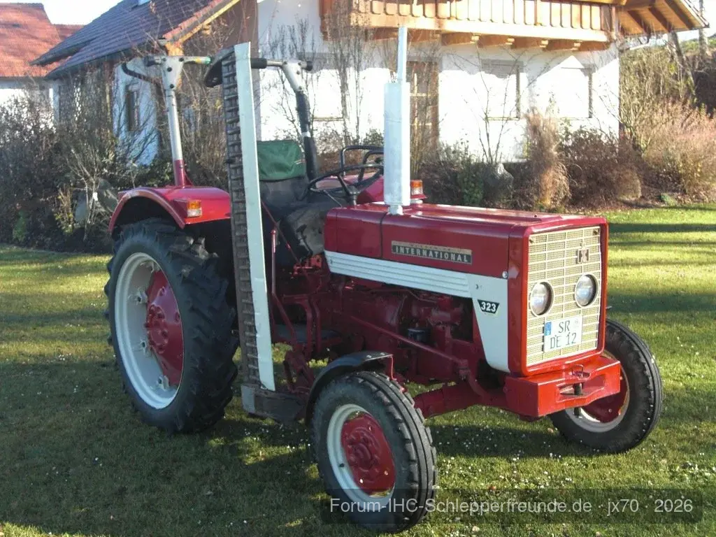 IHC 323