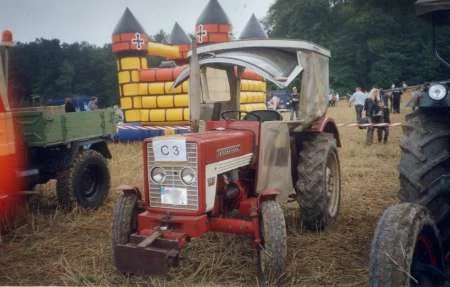 IHC 323