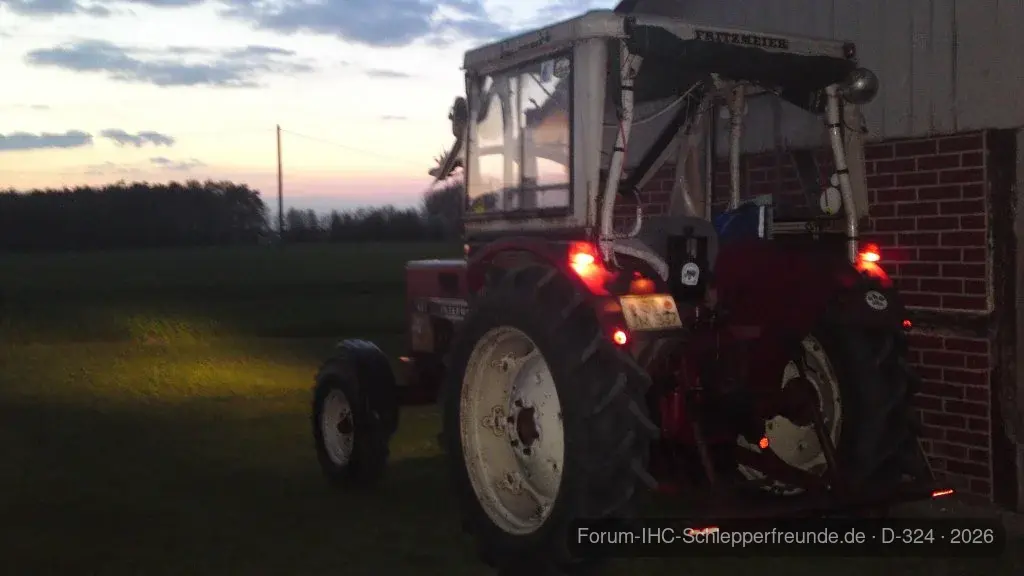 IHC 433 beim feierabend