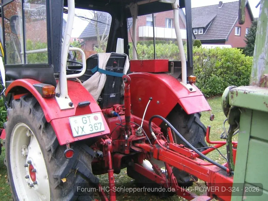 IHC 433 mit Diedam-Kipper