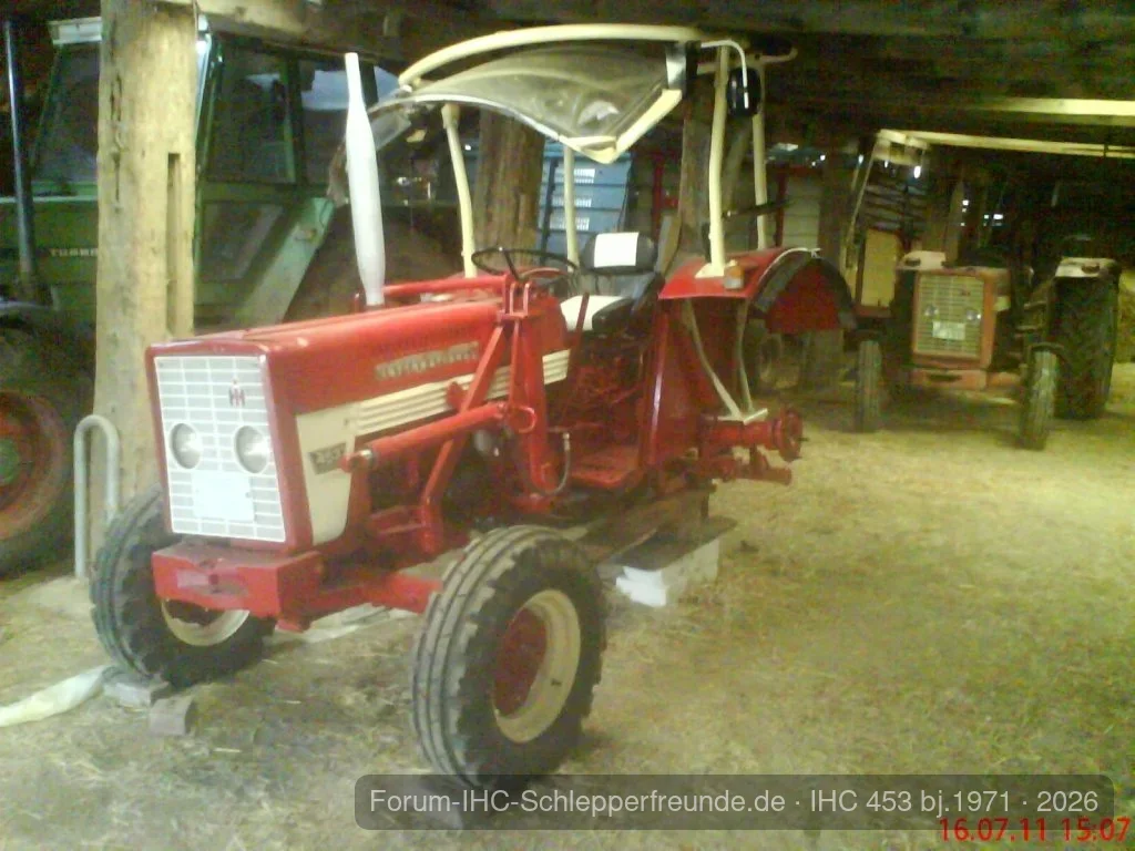IHC 453 mit plastikgrill