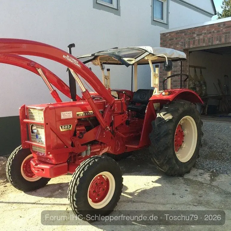 IHC 523 S -TOSCHU79