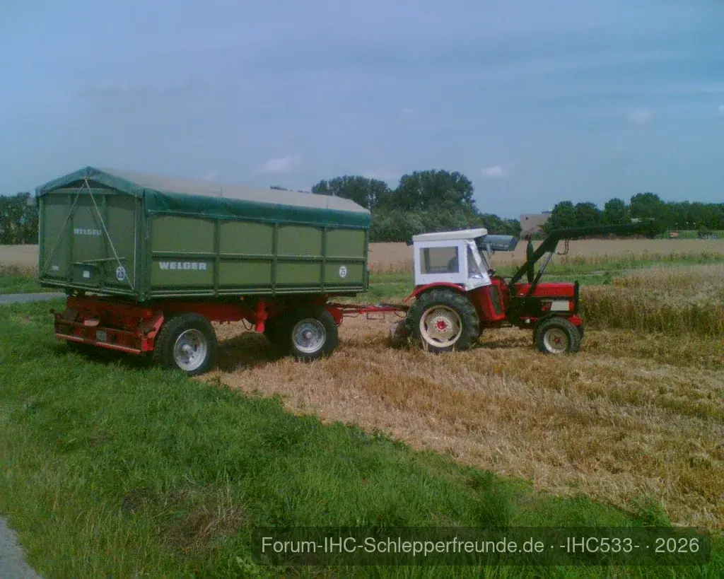 Ihc 533  mit Welger 18t