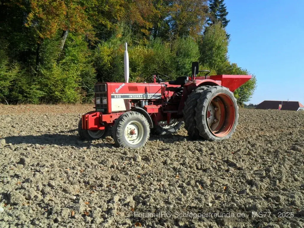 IHC 533  stehts im Einsatz