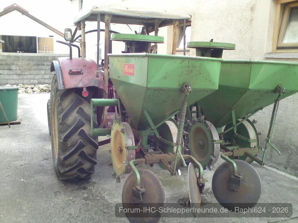 IHC 624 S mit Hassia