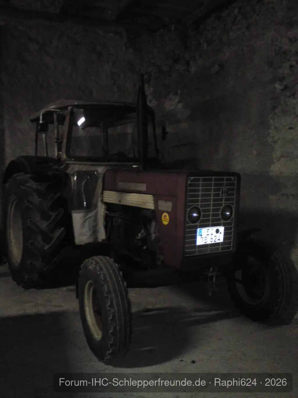 IHC 624 S