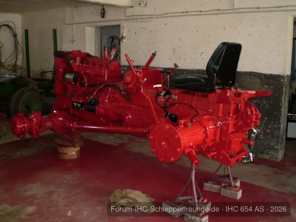 IHC 654 AS