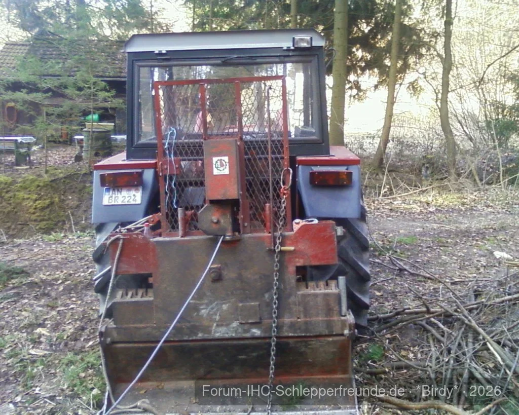 IHC 654 mit seilwinde