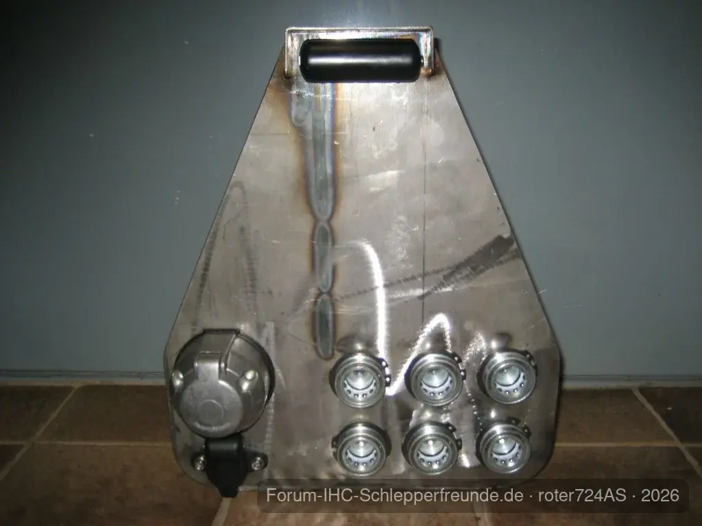 IHC 724 AS