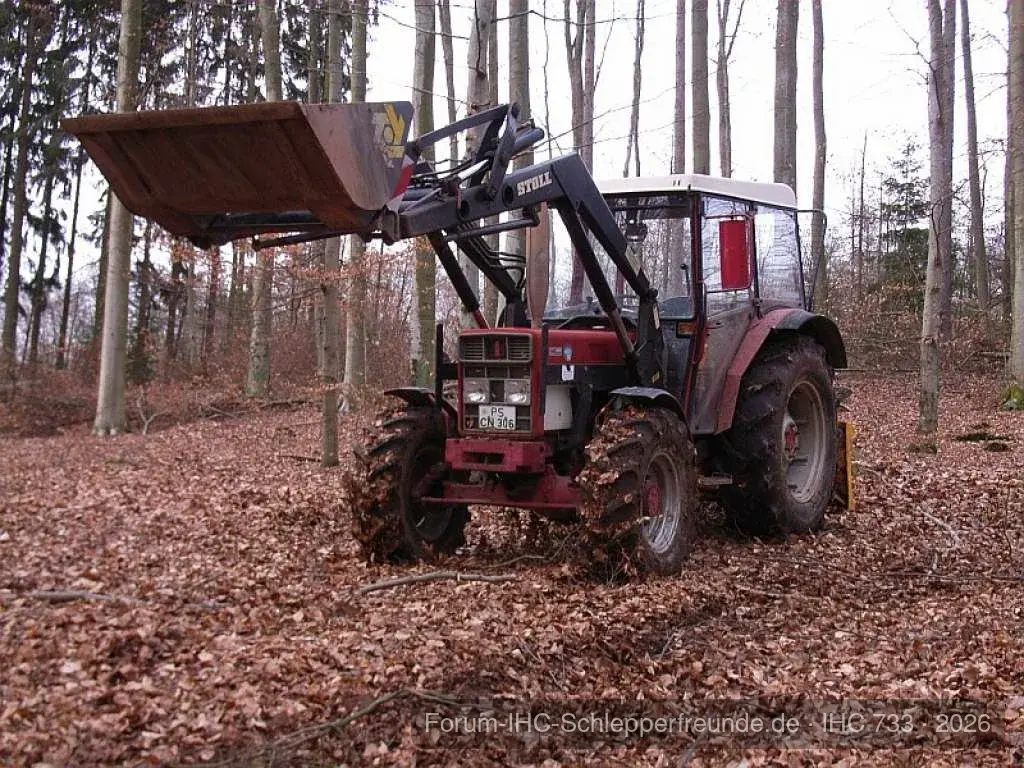 IHC 733 mit 5to Seilwinde