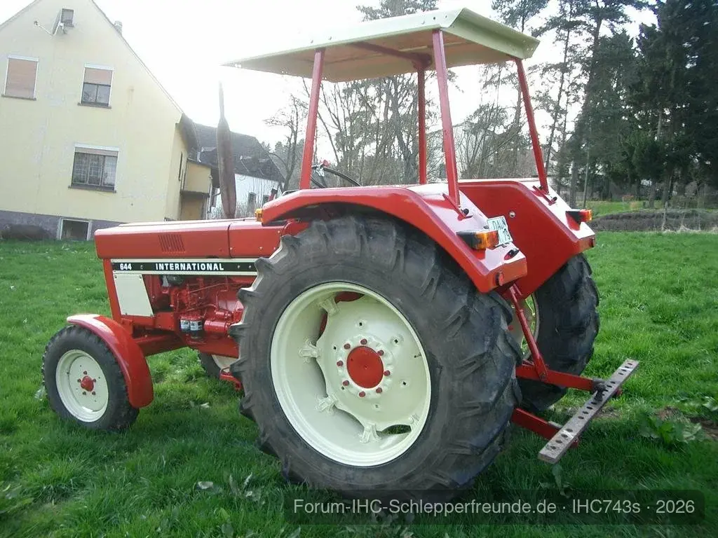 IHC 743s