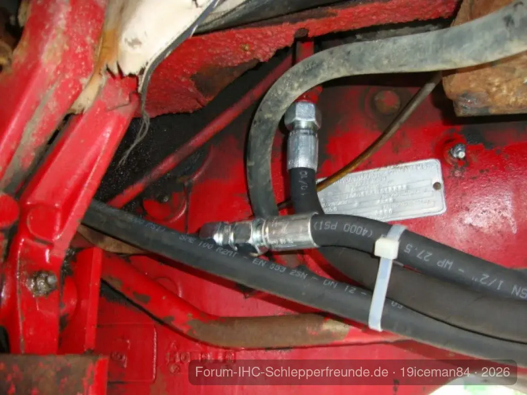 IHC 744 Fronthydraulik