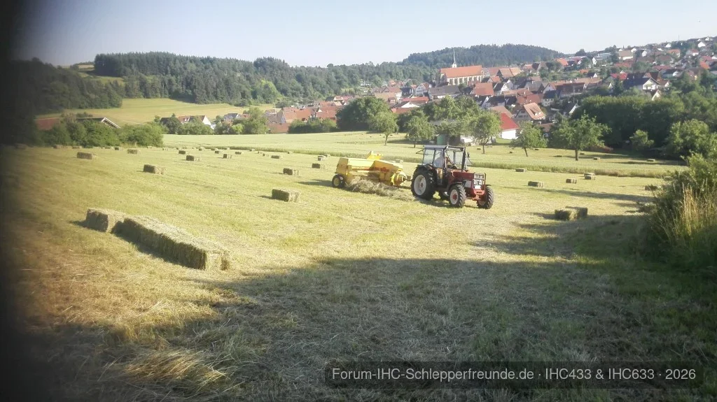 IHC 833 mit New holland 935