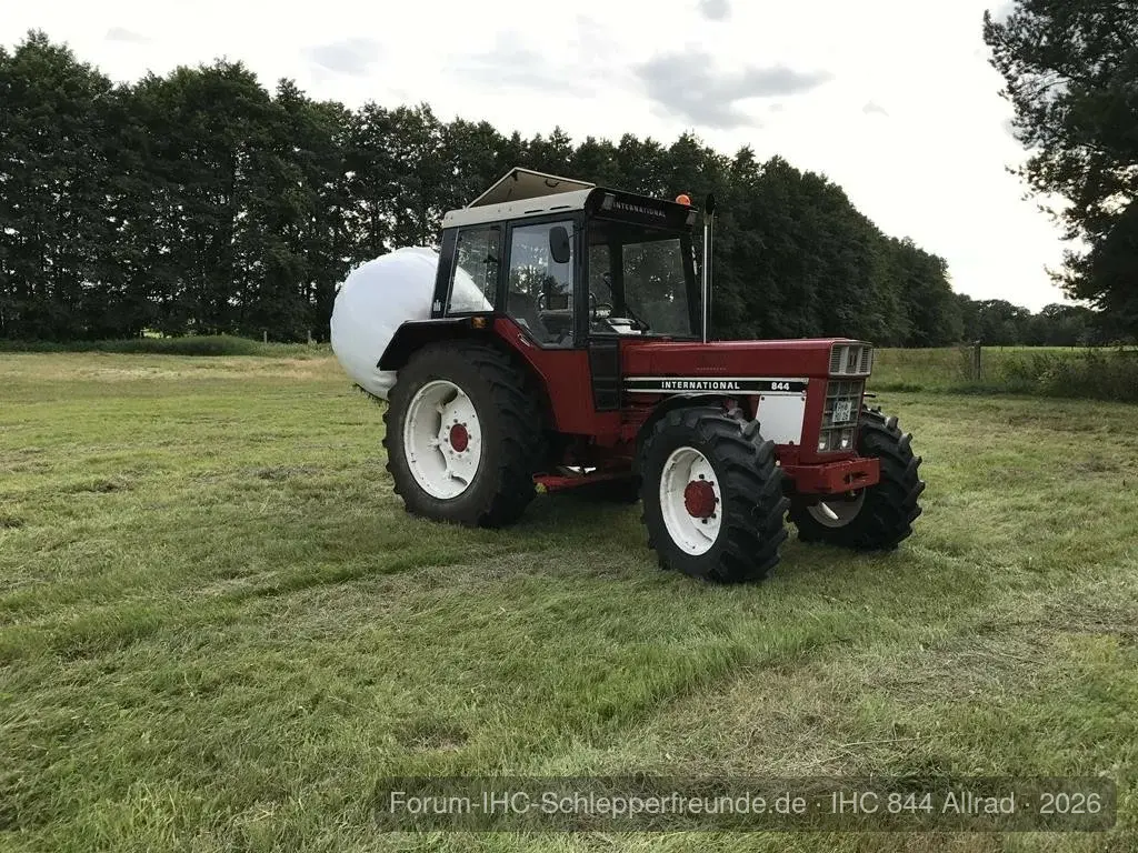 IHC 844 AS