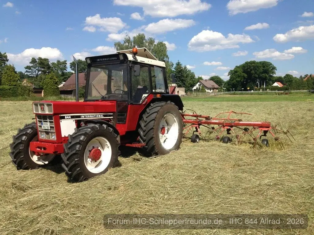 IHC 844 AS