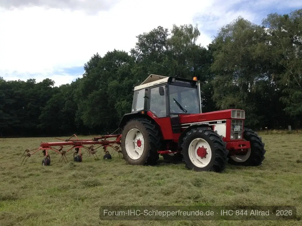 IHC 844 AS
