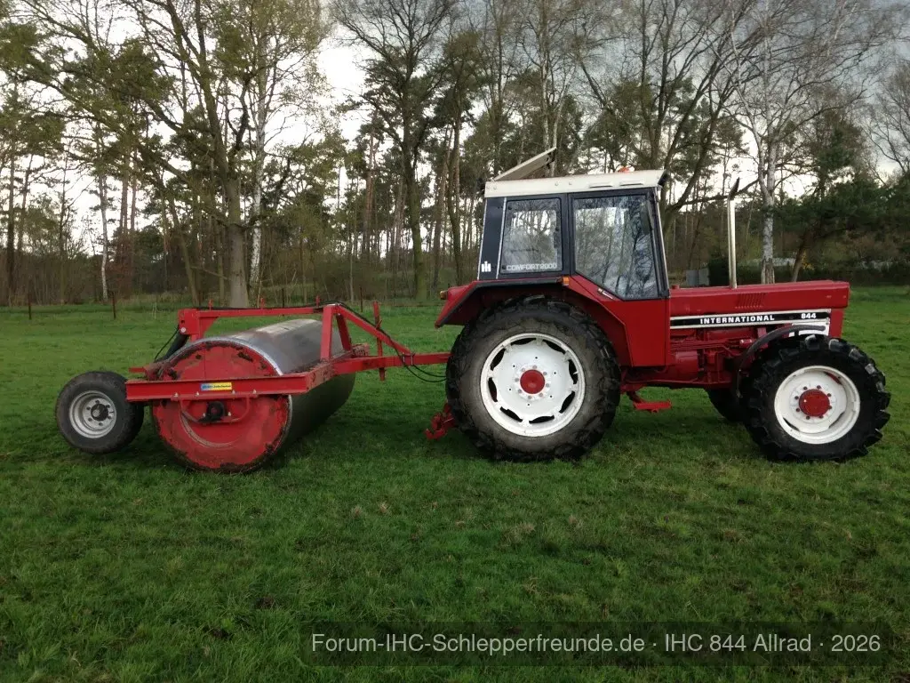 IHC 844 AS