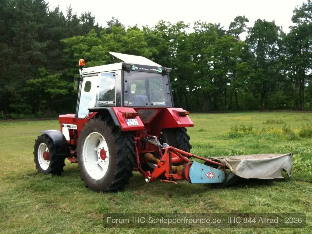 IHC 844 AS