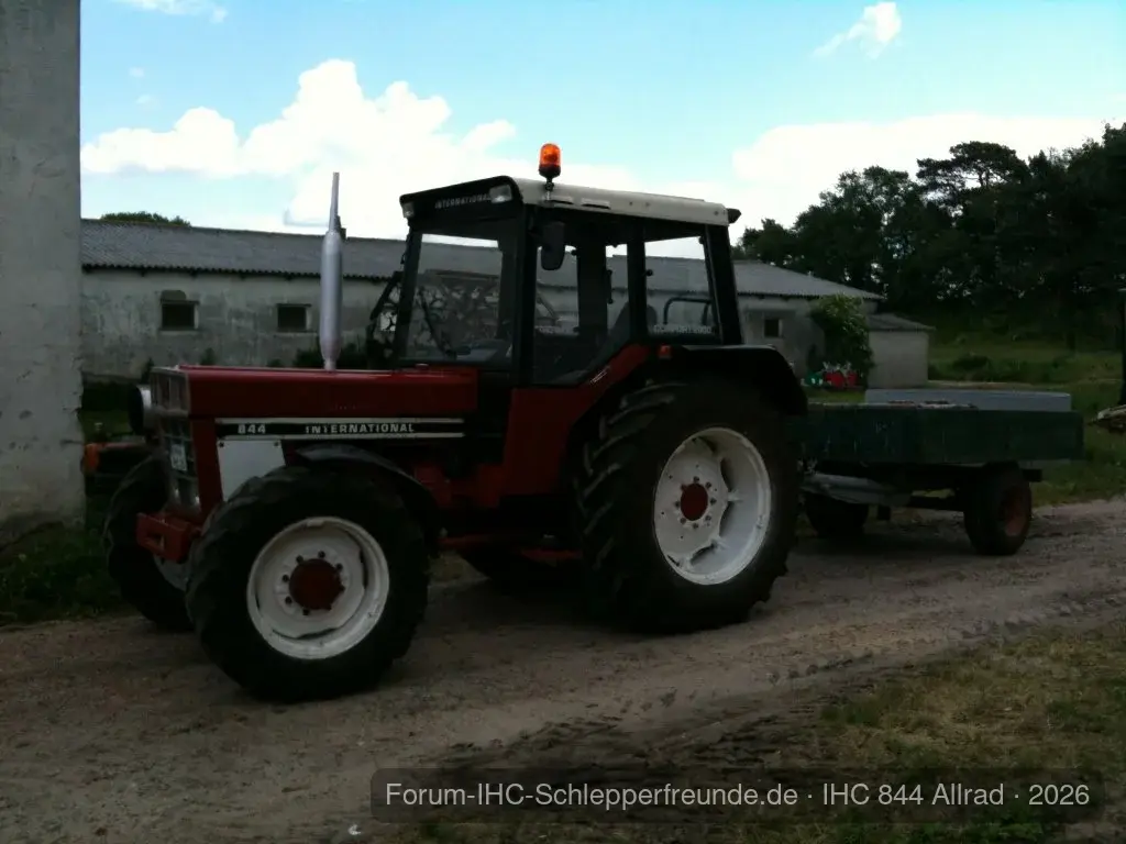 IHC 844 AS
