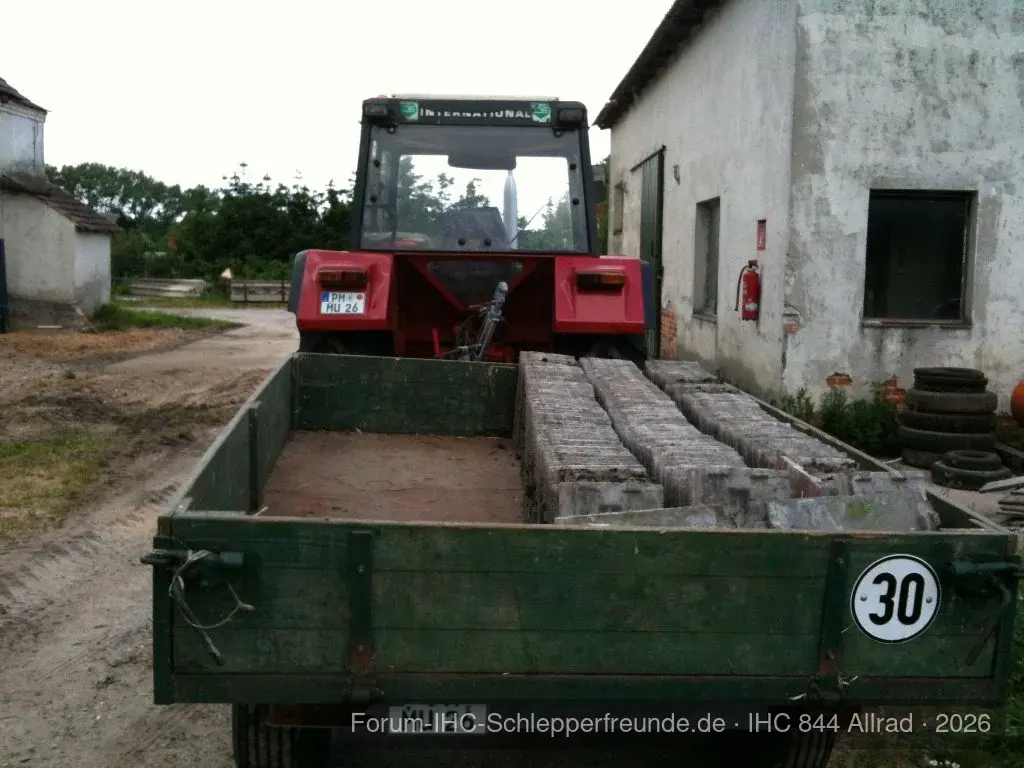IHC 844 AS