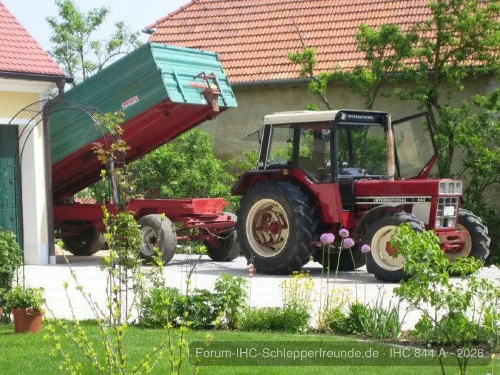 IHC 844 AS