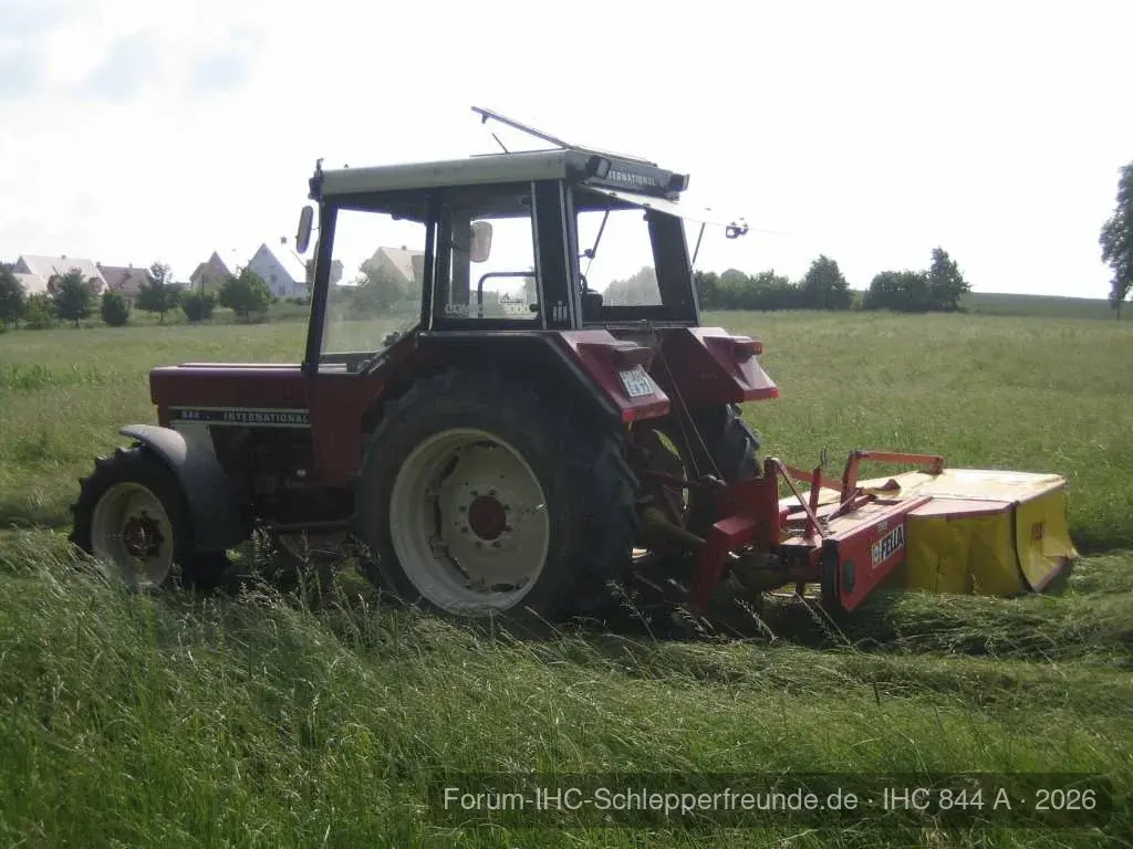 IHC 844 AS