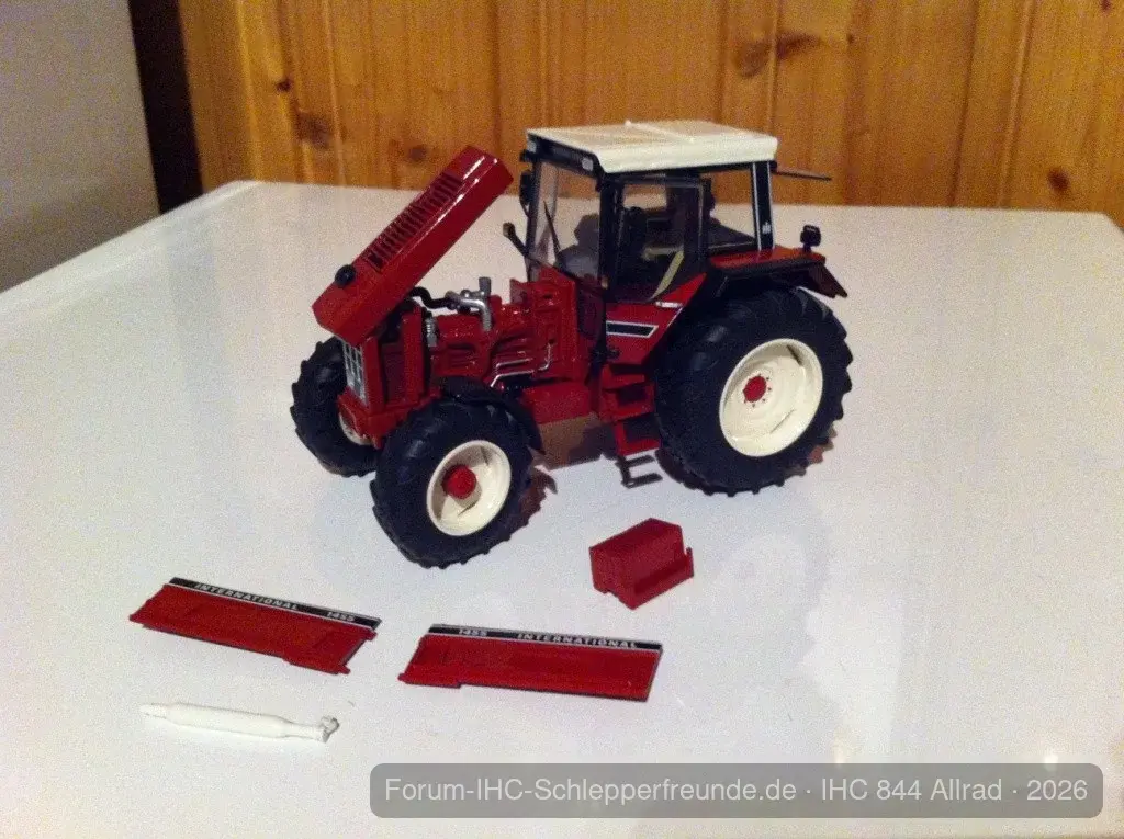 IHC 844 AS
