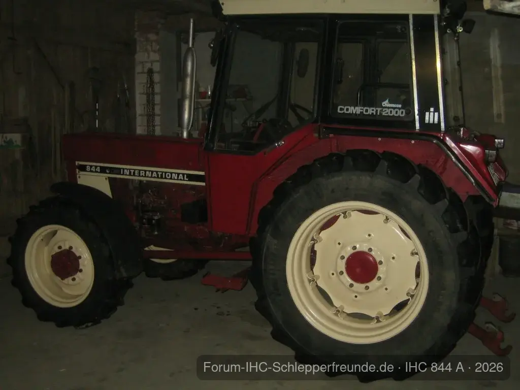 IHC 844 im Winterschlaf