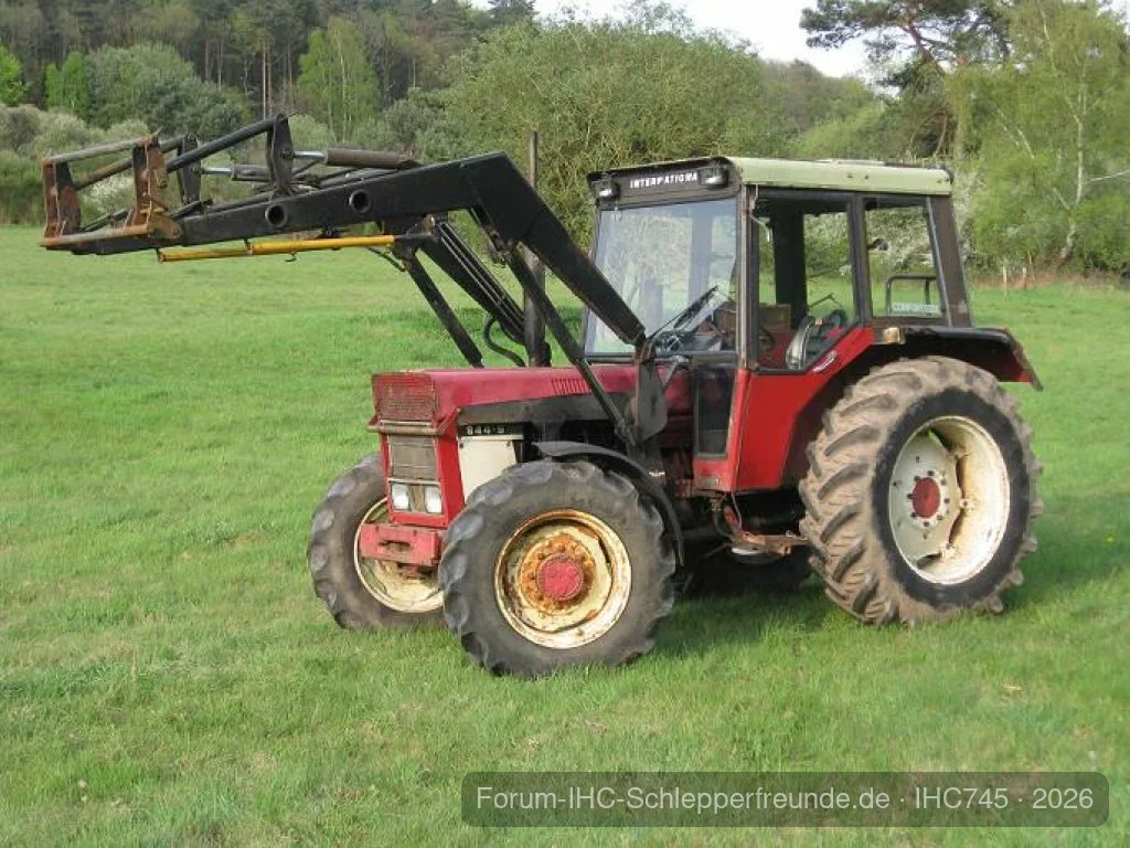 IHC 844 sa zu verkaufen