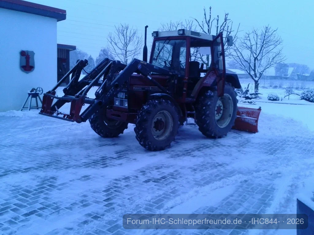 IHC 844 XL