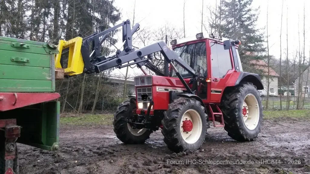 IHC 844 XL