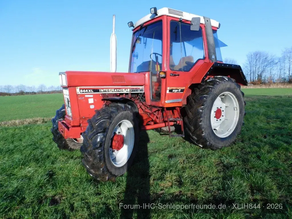IHC 844 XL