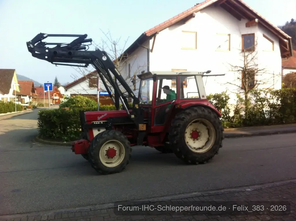 IHC 844S