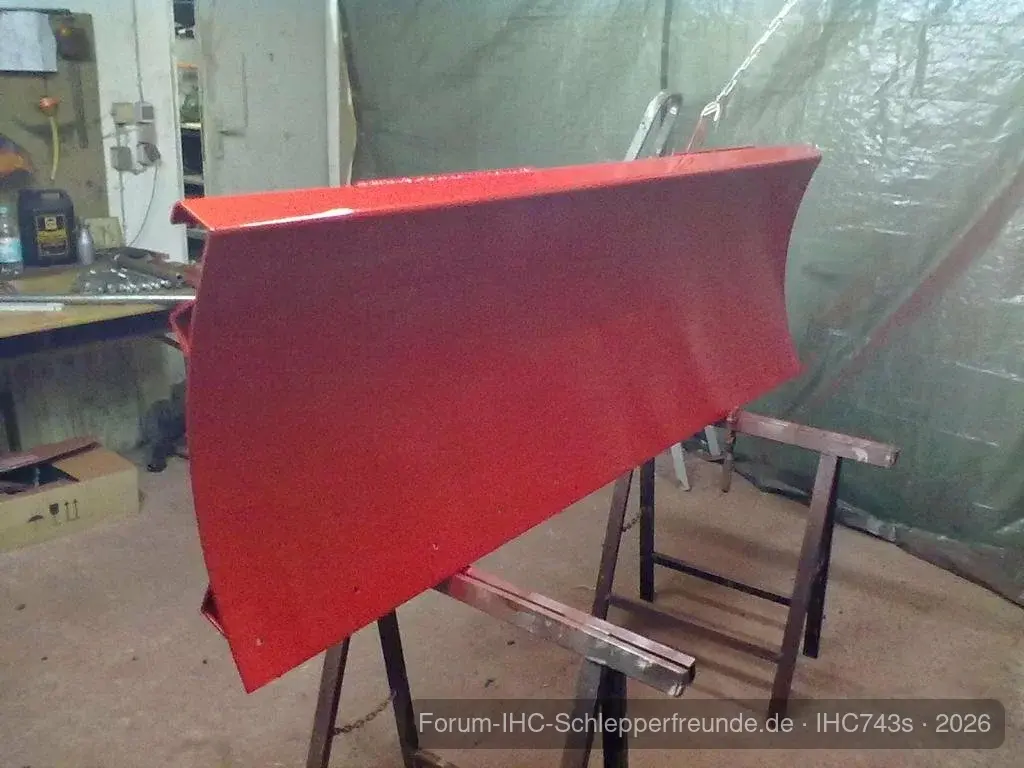 IHC743s